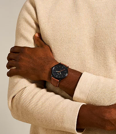 The Minimalist Three-Hand Light Brown Leather Watch
