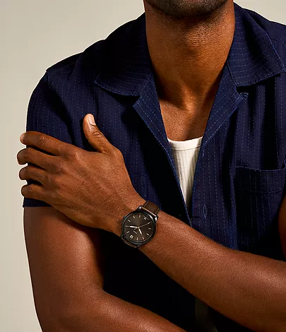 Minimalist Three-Hand Brown Leather Watch