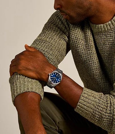 Everett Three-Hand Date Blue Stainless Steel Watch