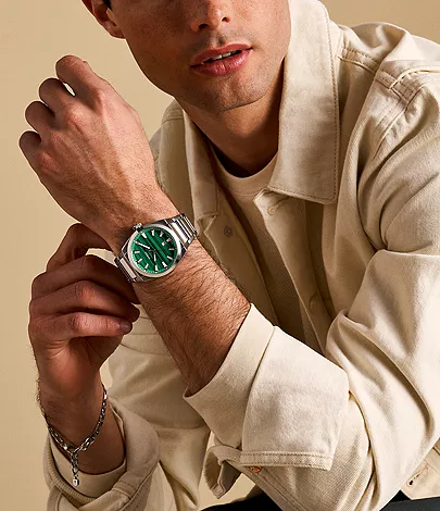 Everett Three-Hand Date Green Stainless Steel Watch